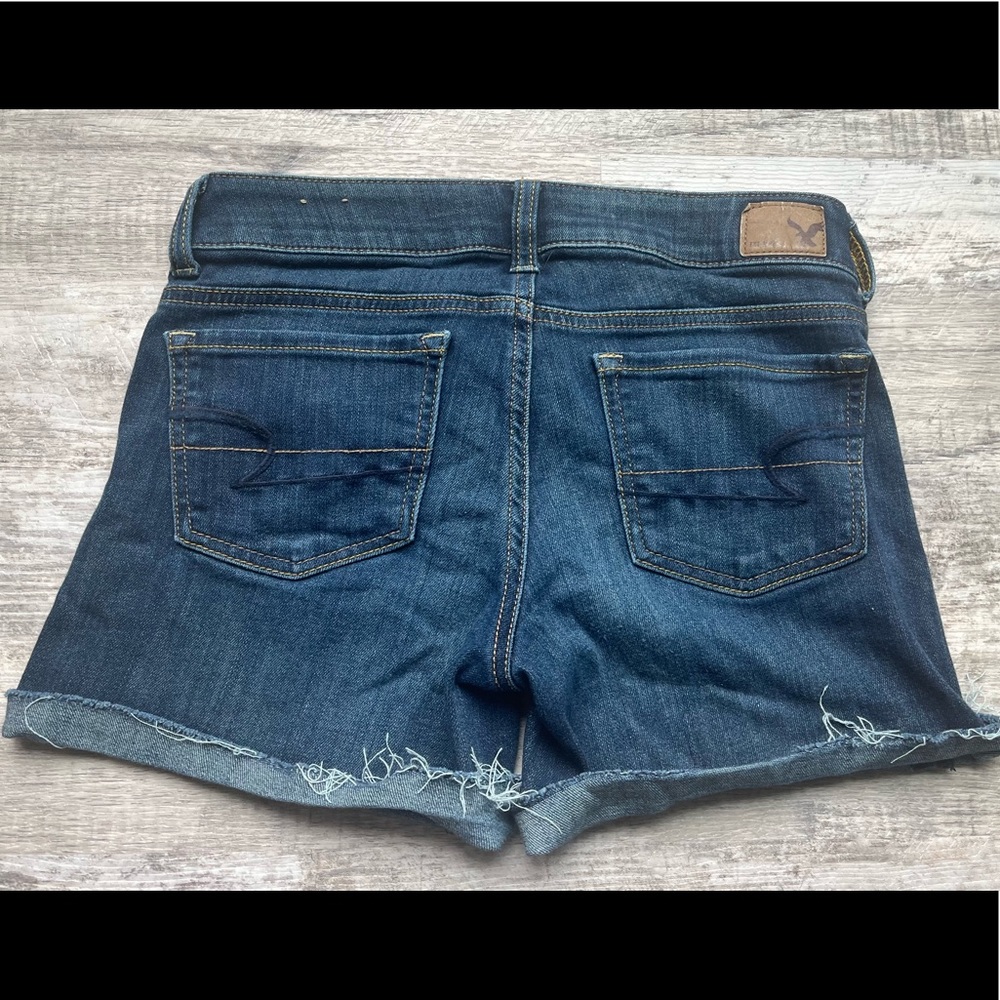 AMERICAN EAGLE Super Stretch Shorts Size 4